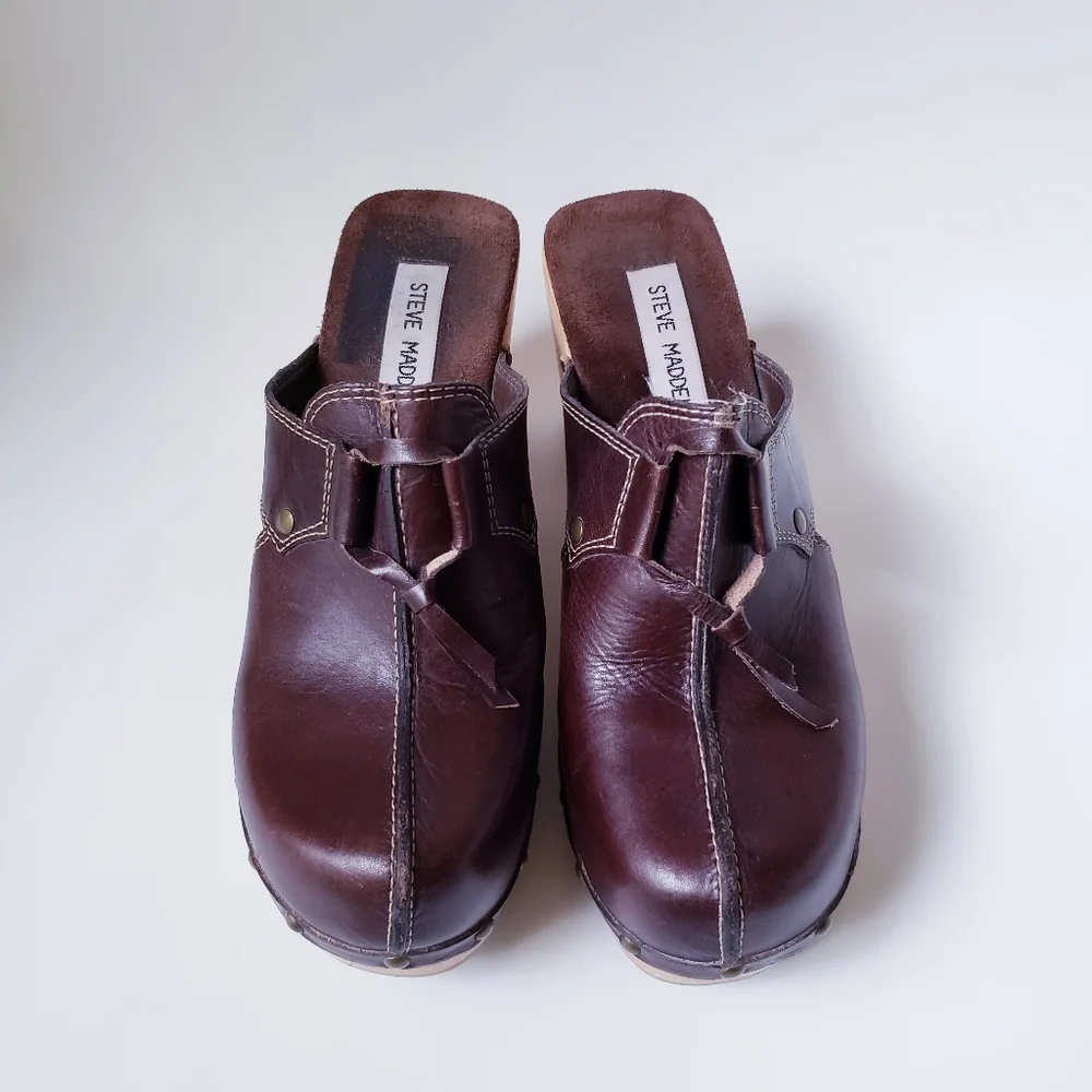 Steve Madden Brown Leather Slip-on Clogs - Picture 3 of 16